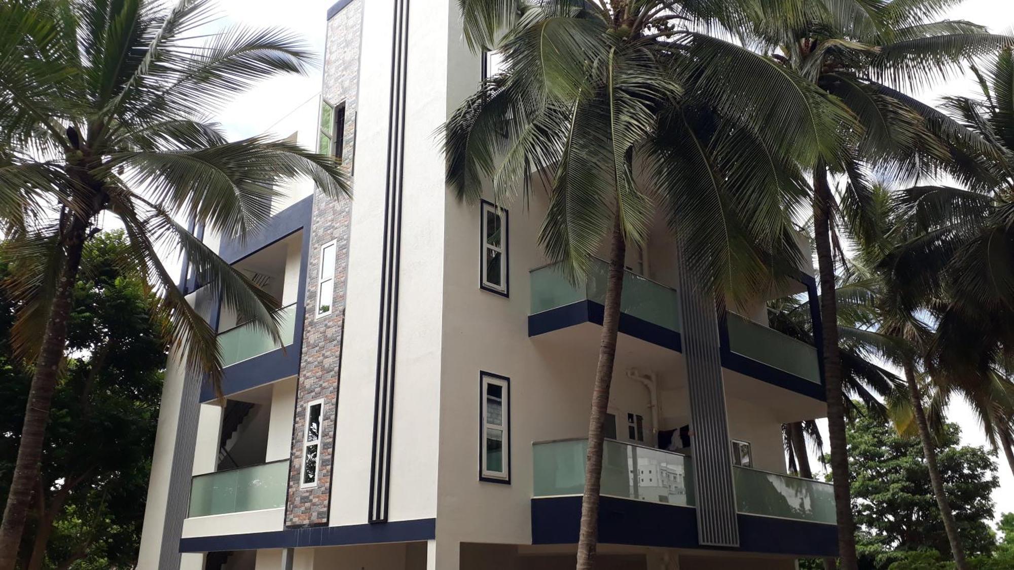 Hotel Meadows Phase 1,Ozone Urbana à Devanahalli Extérieur photo